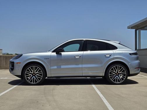Dolomite Silver Metallic 2026 Porsche Cayenne Cayenne E-Hybrid