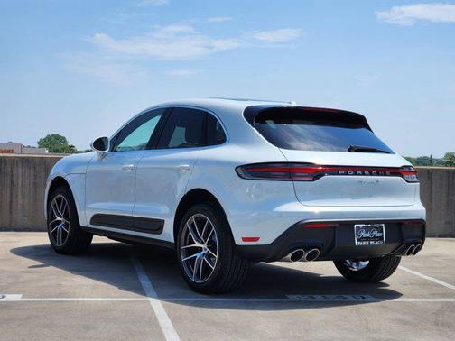 2025 Porsche Macan S
