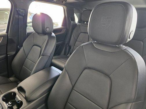 2025 Porsche Cayenne Cayenne