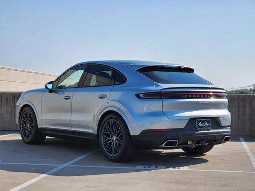 2025 Porsche Cayenne Coupe AWD