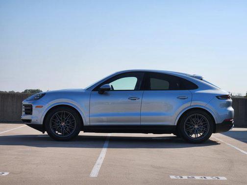 2025 Porsche Cayenne Coupe AWD