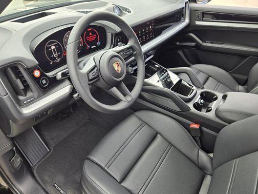 2025 Porsche Cayenne Coupe AWD