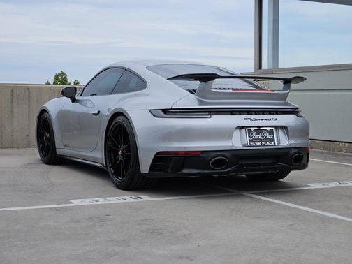 2024 Porsche 911 Carrera GTS