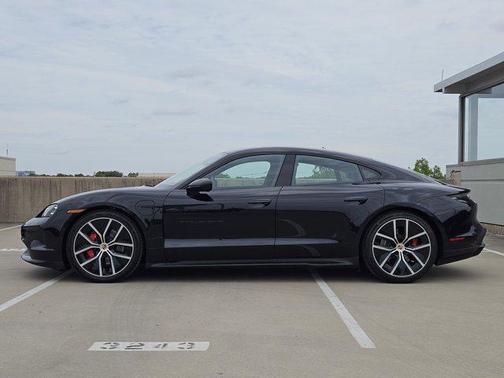 Jet Black Metallic 2026 Porsche Taycan 4S