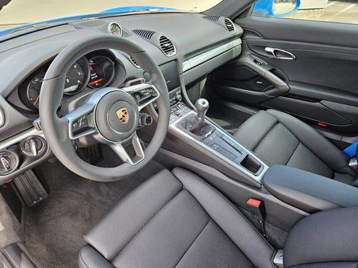 2025 Porsche 718 Cayman Base