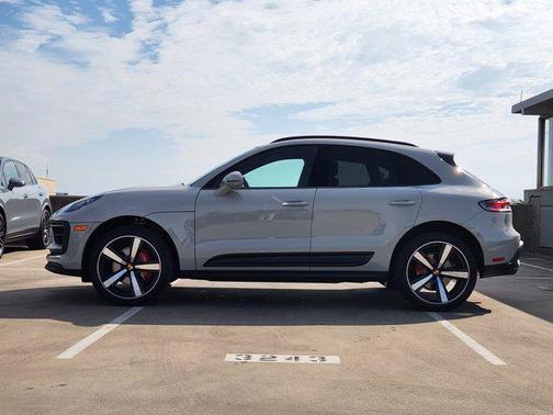 2025 Porsche Macan S