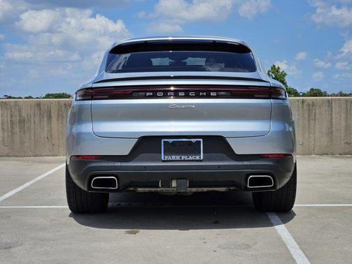 2024 Porsche Cayenne Coupe AWD