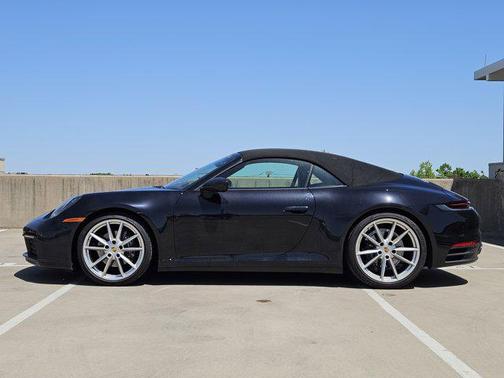 2020 Porsche 911 Carrera