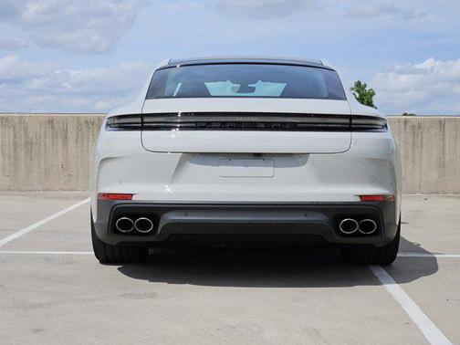 2025 Porsche Panamera E-Hybrid 4S