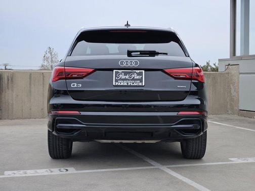 2019 Audi Q3 2.0T S line Premium Plus