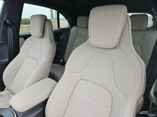 Ice Grey Metallic 2026 Porsche Macan Macan Electric 4