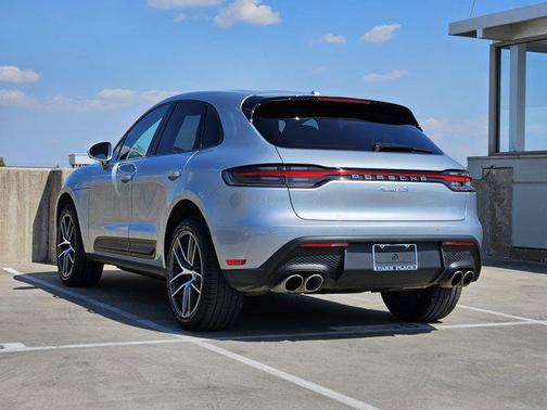 2022 Porsche Macan S
