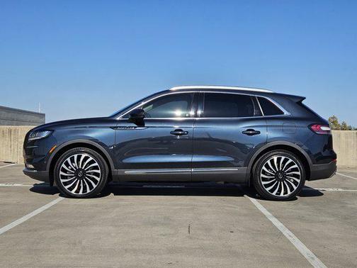 2023 Lincoln Nautilus Black Label