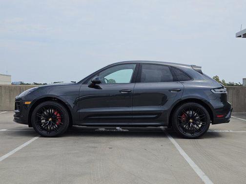 2025 Porsche Macan GTS
