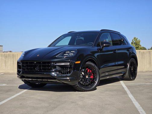 2026 Porsche Cayenne GTS