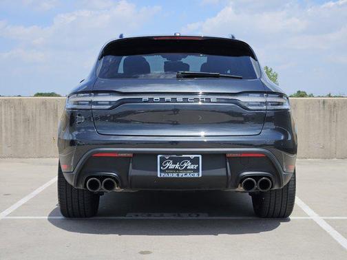 Volcano Grey Metallic 2026 Porsche Macan Macan