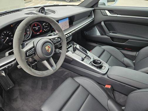 2024 Porsche 911 Carrera S