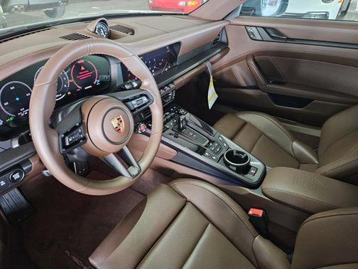 2026 Porsche 911 Carrera