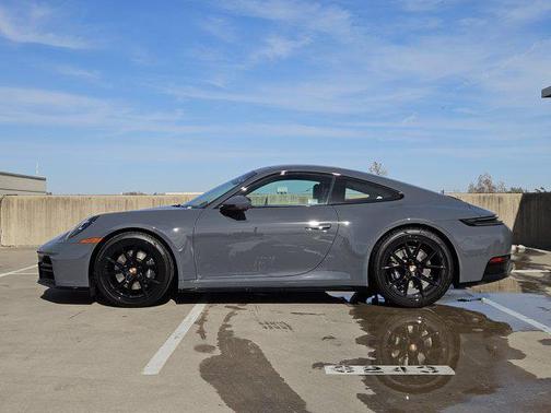 2026 Porsche 911 Carrera