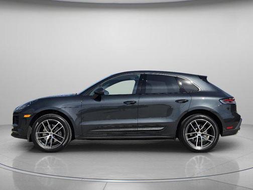 2026 Porsche Macan AWD