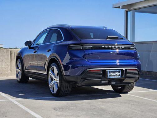 2024 Porsche Macan 4