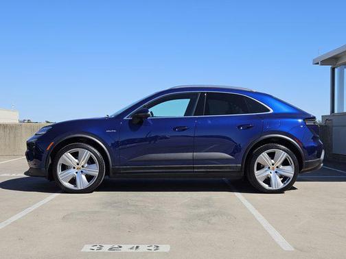 2024 Porsche Macan 4