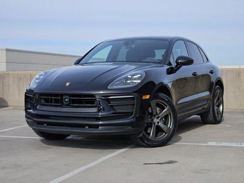 2025 Porsche Macan T