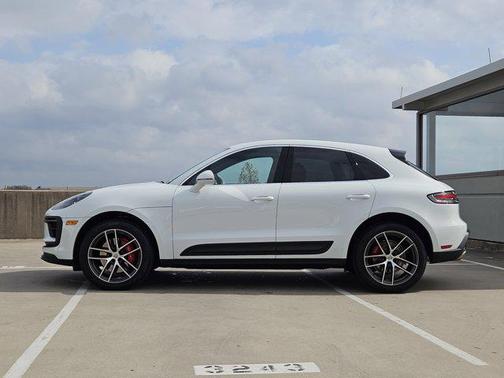 2026 Porsche Macan S