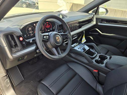2025 Porsche Cayenne Coupe AWD