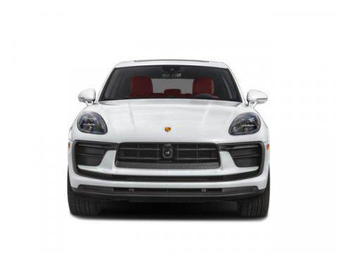 Carrara White Metallic 2026 Porsche Macan Macan