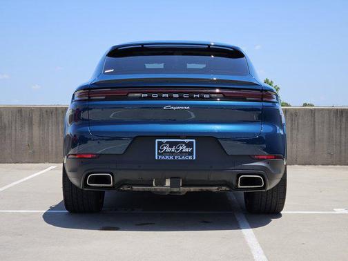 2025 Porsche Cayenne Coupe AWD