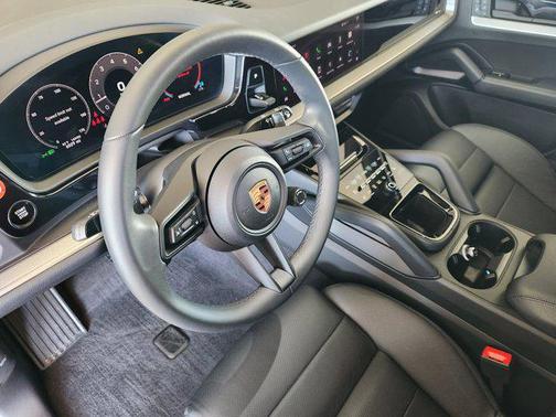 2025 Porsche Cayenne Cayenne