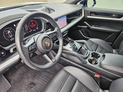2024 Porsche Cayenne Coupe AWD