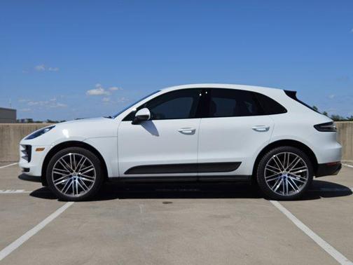 2021 Porsche Macan Base