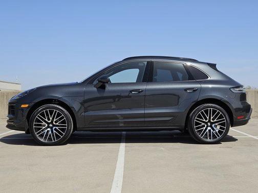 2025 Porsche Macan AWD