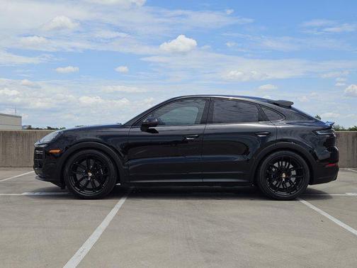 2024 Porsche Cayenne Turbo GT