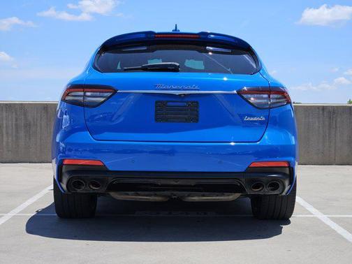 2022 Maserati Levante Tributo