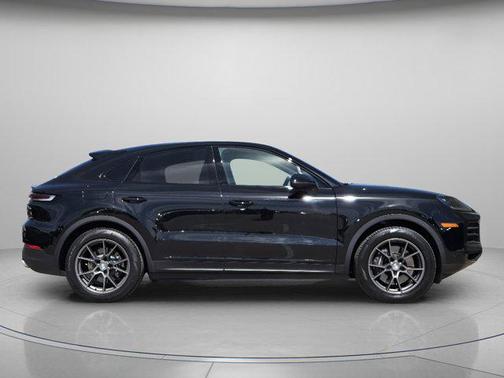 Chromite Black Metallic 2025 Porsche Cayenne Cayenne