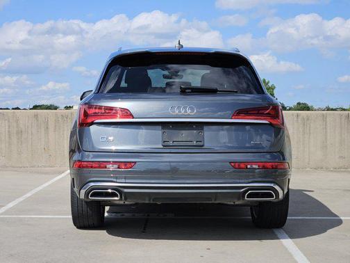 2022 Audi Q5 45 S line Premium Plus