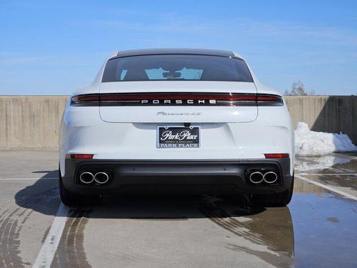 2026 Porsche Panamera 4S E-Hybrid