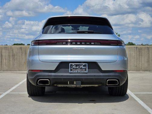 2024 Porsche Cayenne AWD