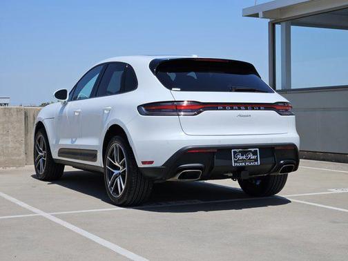 2024 Porsche Macan Base