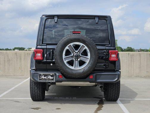 2019 Jeep Wrangler Unlimited Sahara