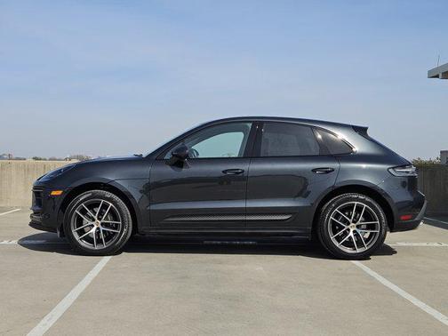 2023 Porsche Macan T