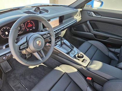 2026 Porsche 911 Carrera