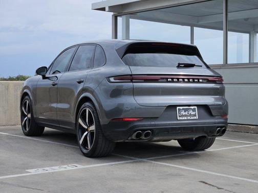 2024 Porsche Cayenne Cayenne