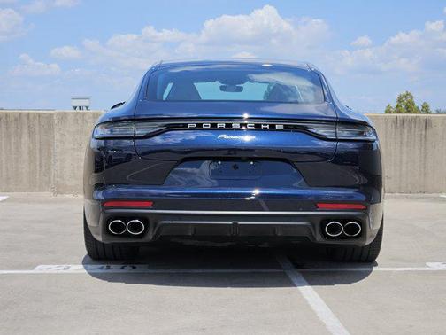2022 Porsche Panamera Platinum Edition