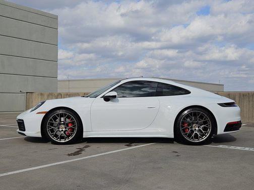 2020 Porsche 911 Carrera 4S