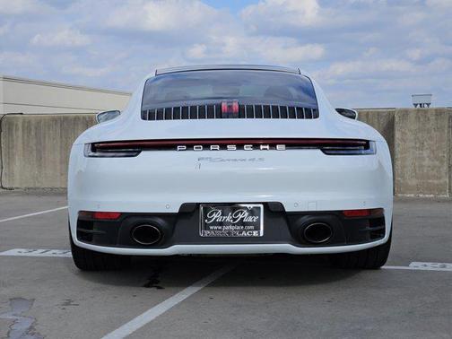2020 Porsche 911 Carrera 4S