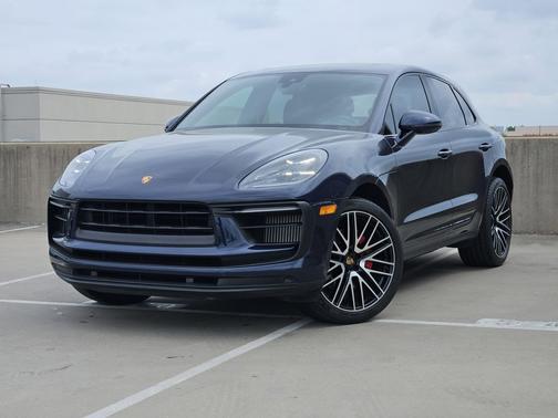 Night Blue Metallic 2022 Porsche Macan Macan